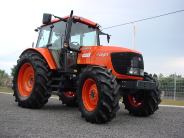 Kubota M128X